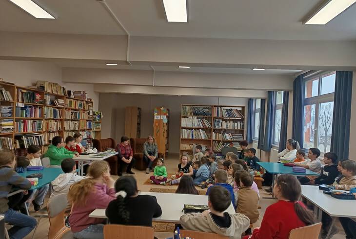 Magyar kult�ra napja - �r�-olvas� tal�lkoz� als� tagozatosoknak