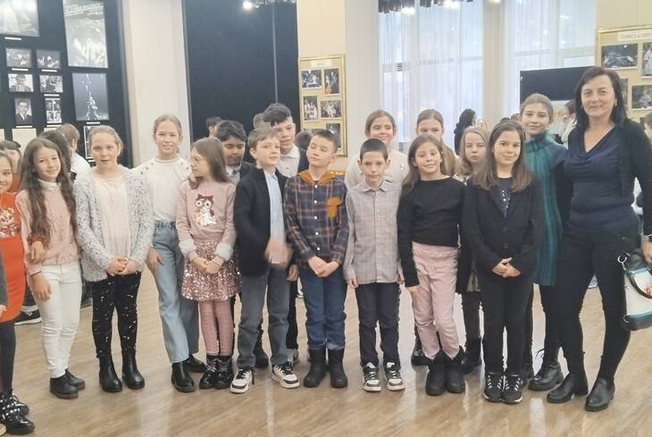 Sz�nh�zl�togat�s - L�z�r Ervin Program